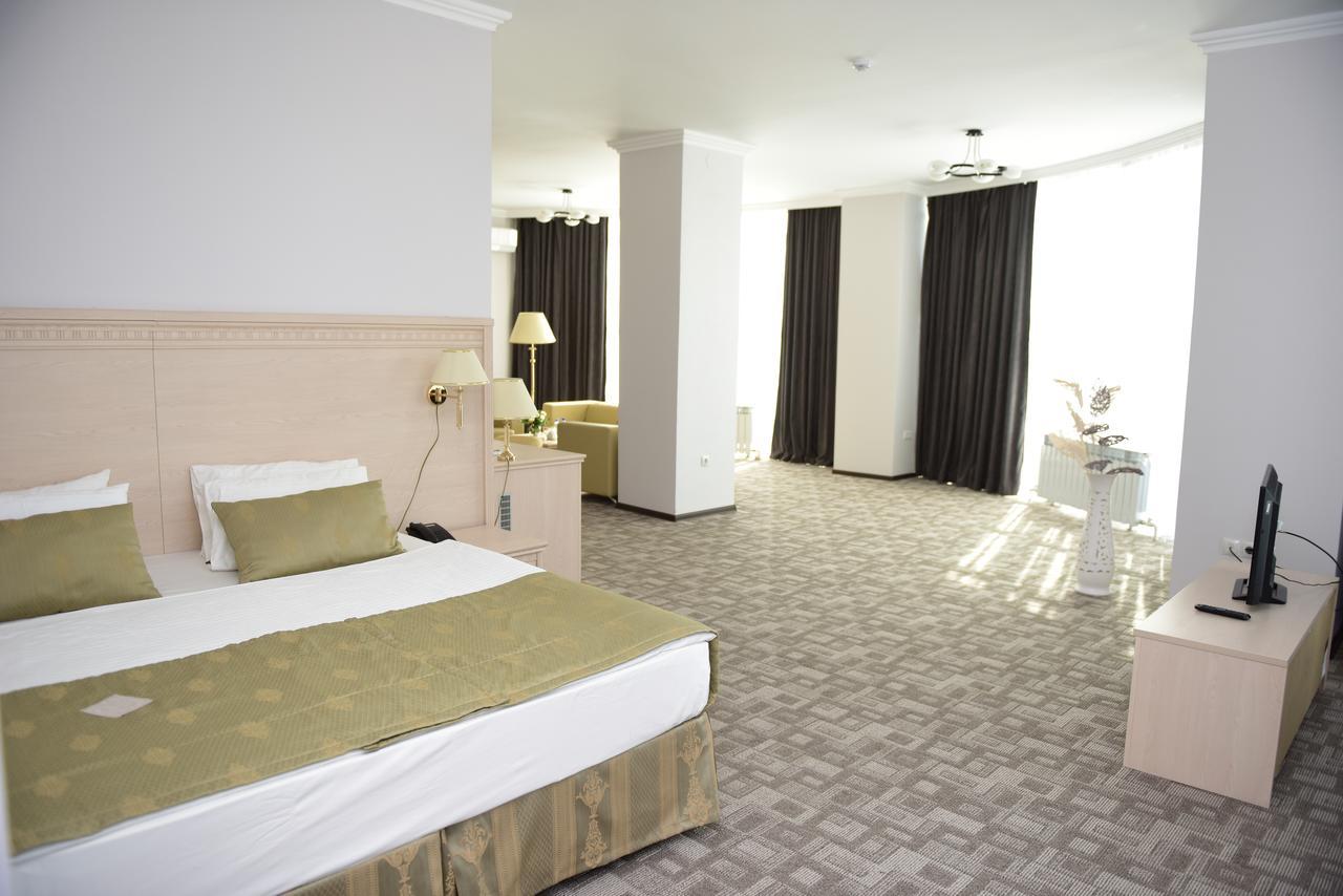Tanzharyk Hotel Ακτομπέ Εξωτερικό φωτογραφία